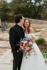 Timeless bride and groom photos