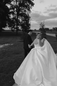 Beautiful b&w bridal photos