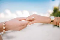 kamalame cay bahamas engagement photo by Lyndah wells Photography
