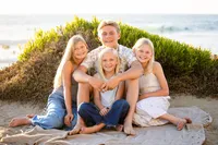 families-siblings-portrait-session-sunse-orange-county-lauren-ford-photography