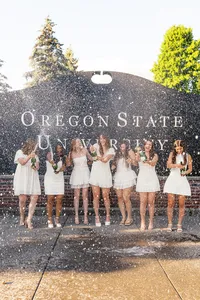 Oregon_State_Grad_Photographer-09102