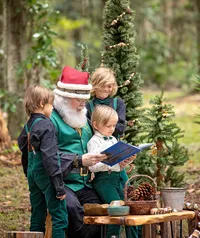 jacksonville-holiday-photography-santa-woodland-storytime-018
