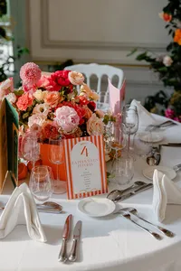 portfolio-detail-numero-table-invites