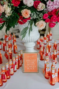 portfolio-detail-plan-de-table-bouteille-spritz-invites