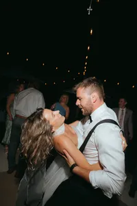 zoe-lex-backyard-wedding-danielle-mcfaul-photography-108