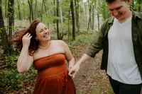 emily-phil-cottage-engagement-photos-91