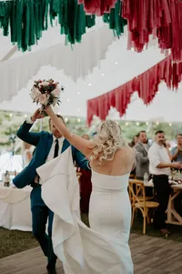 luxury-ottawa-ontario-summer-camp-wedding-danielle-mcfaul-photography-18