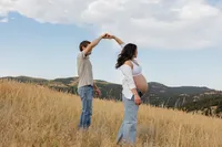 Boulder-Maternity-Portraits-Betasso-Preserve-51