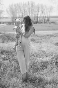 Boulder-Denver-Maternity-Motherhood-Photographer-312-B&W