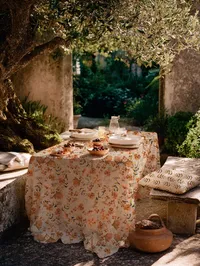 table cloth elegant_Italian__305c8458-0543-4b64-9666-879de9a85c39_1 copy