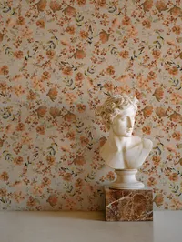 statue