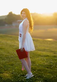 penelope_senior_2026_capandgown_webready-20