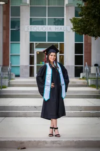 070TepeSuzPhotography_Graduation_