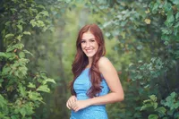 natural light senior portrait near Mississippi River Minneapolis