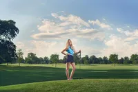 Senior Picture Photographer Capturing Outdoor High School Portrait on Golf Course-06