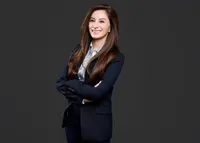 Modern business headshot in Minneapolis St Paul with professional styling
