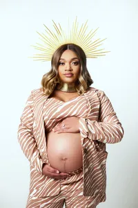 Fine Art Maternity Portrait in Elegant Attire With Radiant Headpiece-20