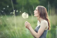 Captivating Senior Portrait in Nature by High School Photographer-20