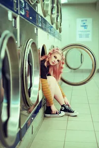 Creative Senior Picture Photographer at Laundromat in Edina Minnesota-29