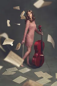 Elegant senior portrait with cinematic light and confident personal styling
