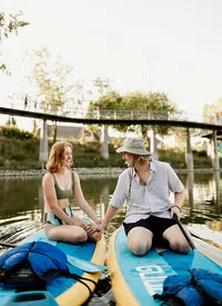 meg-thompson-photography-promenade-park-fort-wayne-outfitters-kayak-session-lauren-matt-46