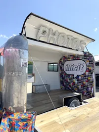 Illicit-BananaWhoBooth-AirstreamPhotobooth3