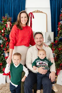 Gallery-2025_11-30 Christmas Minis Brittany 2-MSP-MSuarezPhotography