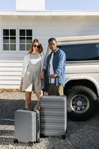 Chelsea-Loren-MUJI-Luggage-Web-4