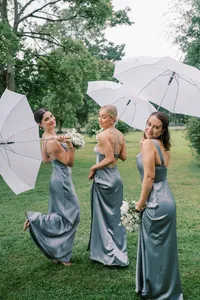 rainy wedding, bridesmaids