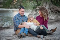Fun and playful family photo session at Guadalupe River State Park