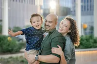 downtown Austin is the perfect backdrop for family photo sessions