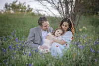 Muleshoe Bend family photos in wildflowers