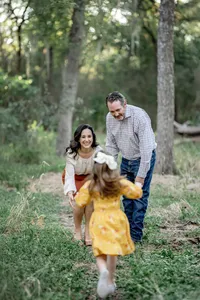 fun and engaging photo sessions for families in San Antonio