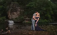 Hudson, Wisconsin summer maternity photography