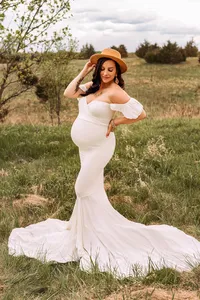 Hudson, Wisconsin summer maternity photography