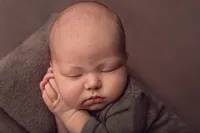newborn-photography-hudson-wi