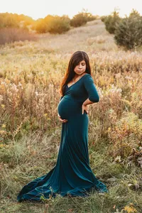 Hudson, Wisconsin fall maternity photography