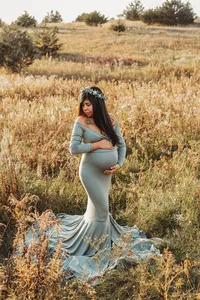 Hudson, Wisconsin fall maternity photography