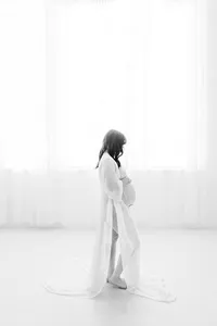 best Frisco maternity photographer, DFW maternity portrait studio, maternity photography near me Flower Mound, maternity photos near me