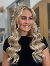 Facetune_09-04-2025-20-25-38_Original