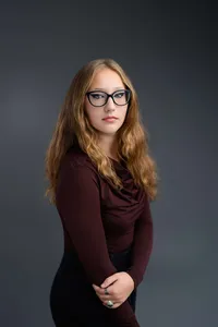 Salem Headshot Photographer