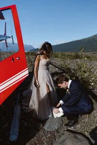 Alaska_Elopement_Photographer_Helicopter_Experience-88
