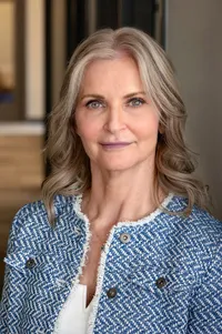 Team-Headshots-Waterloo-Lakewood-Wealth- 24