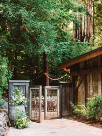Waterfall Lodge entrance to reception area