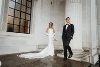 modern nostalgic wedding photography on a rainy evening at old marylebone town hall steps