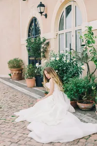 pexels-leeloothefirst-5429066