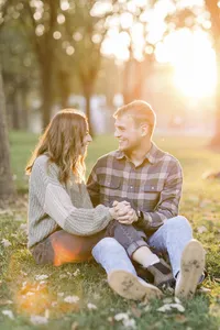 island-park-fargo-engagement-photos5