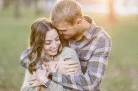 island-park-fargo-engagement-photos17