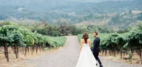 sallypinera_vineyard-couple