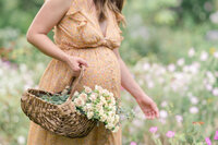 Bartram_Gardens_Summer_Maternity_Photography-2